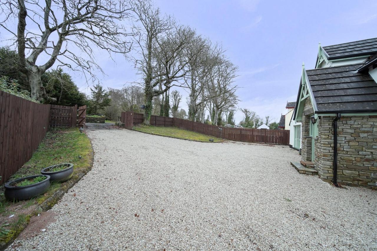 Luxury With Games - Sleeps 10 Holiday home Rathmullan